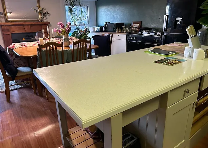 Cozy In A Barn With Farm View Landhuis