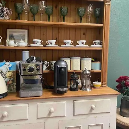 Cozy In A Barn With Farm View Дублин