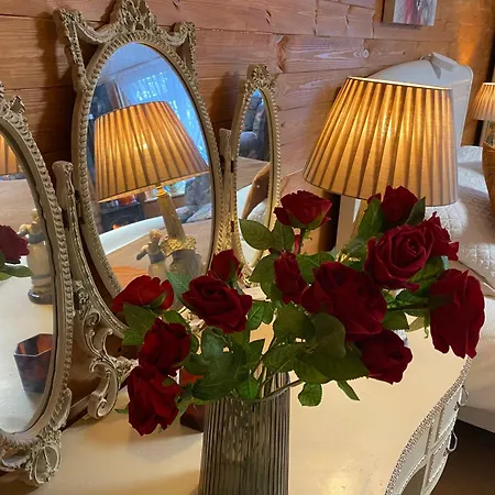 컨트리하우스 Cozy In A Barn With Farm View