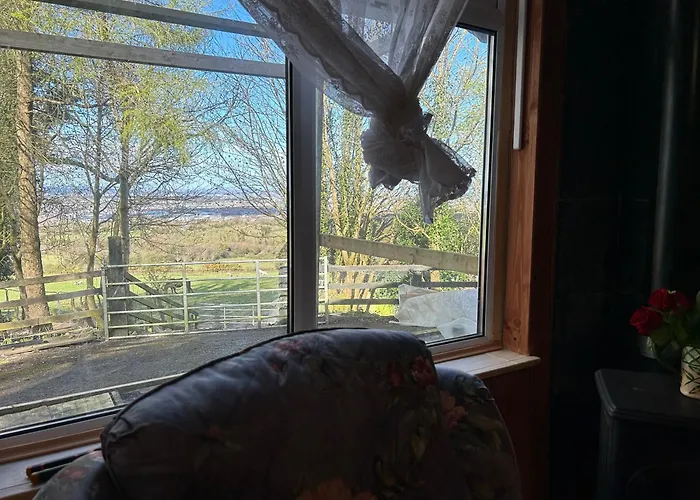 Cozy In A Barn With Farm View