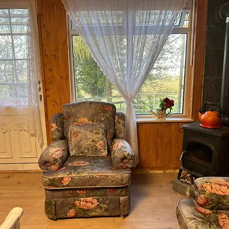 Cozy In A Barn With Farm View * דבלין