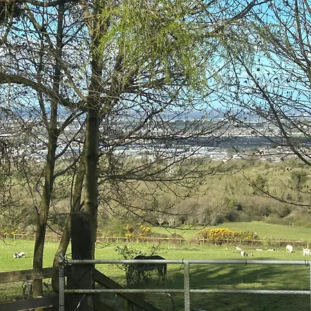 Gospodarstwo wiejskie Cozy In A Barn With Farm View Dublin